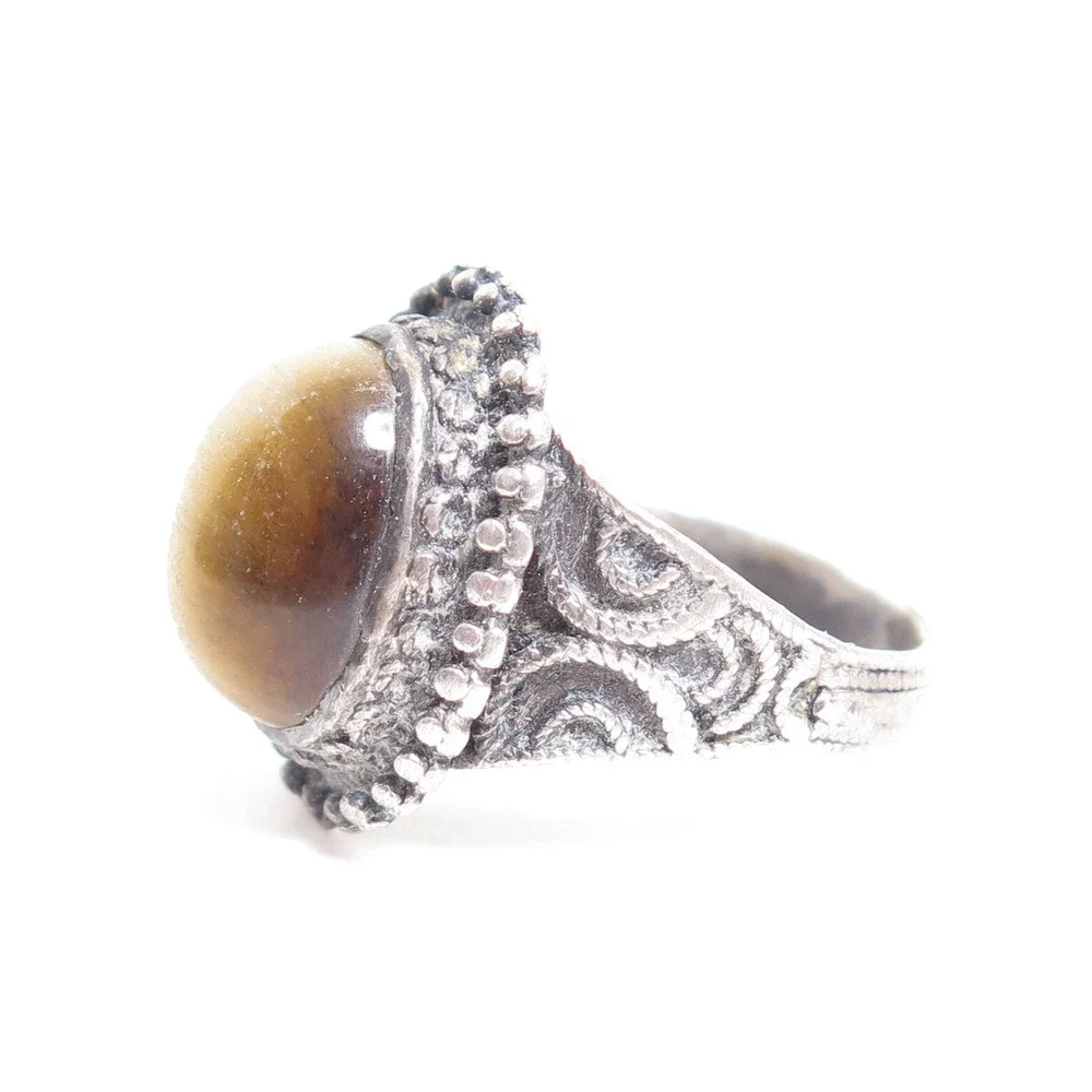 VINTAGE STERLING SILVER TIGER'S EYE HIGH DOME CABOCHON ORNATE SOLITARY RING*5.5‎